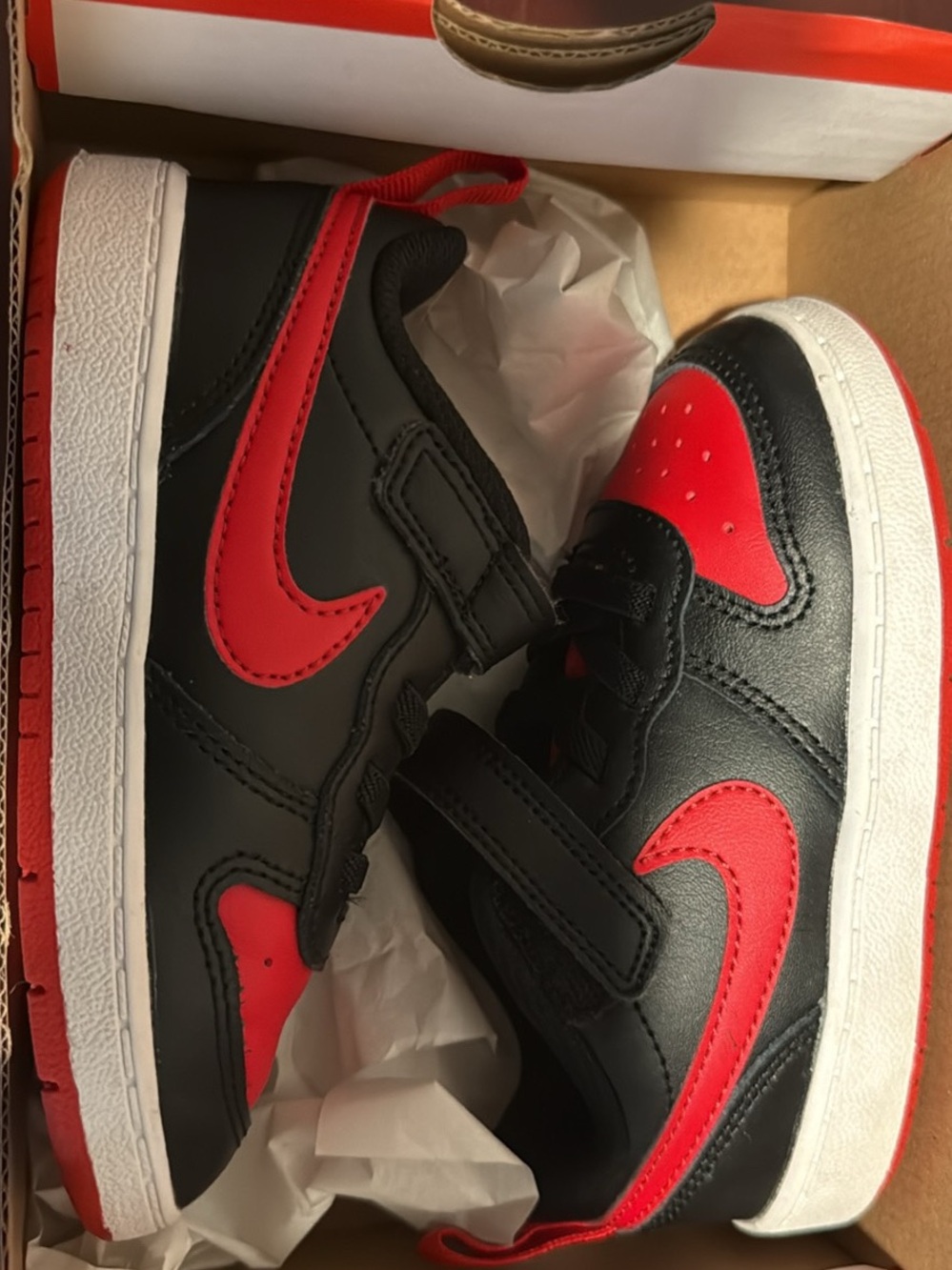 Nike Toddler/Youth Black and Red Low-Top Sneakers